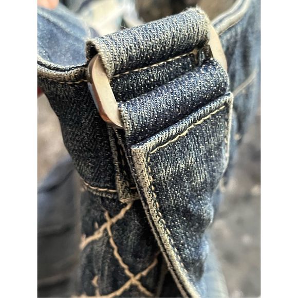 Vera Bradley Blue Quilted Shoulder Bag - Picture 3 of 7